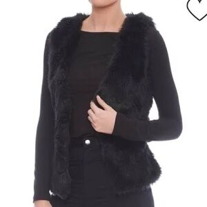 Love Tree Faux Fur Black Vest Women’s Medium